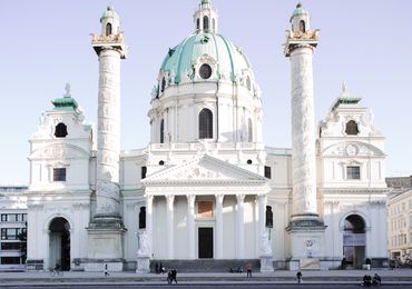 The iconic St. Charles Church is a prominent neighbot of TU Wien’s main building.