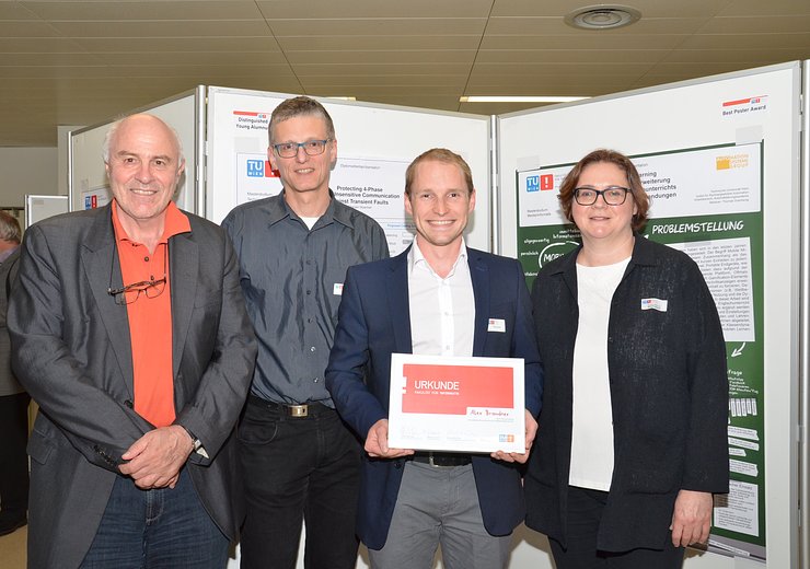 Best Poster Award an Alexander Brandner — Picture: TU Wien Informatics