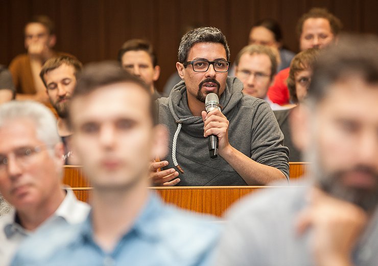 A vivid discussion was part of the Vienna Gödel Lecture 2017. — Picture: Nadja Meister / TU Wien Informatics