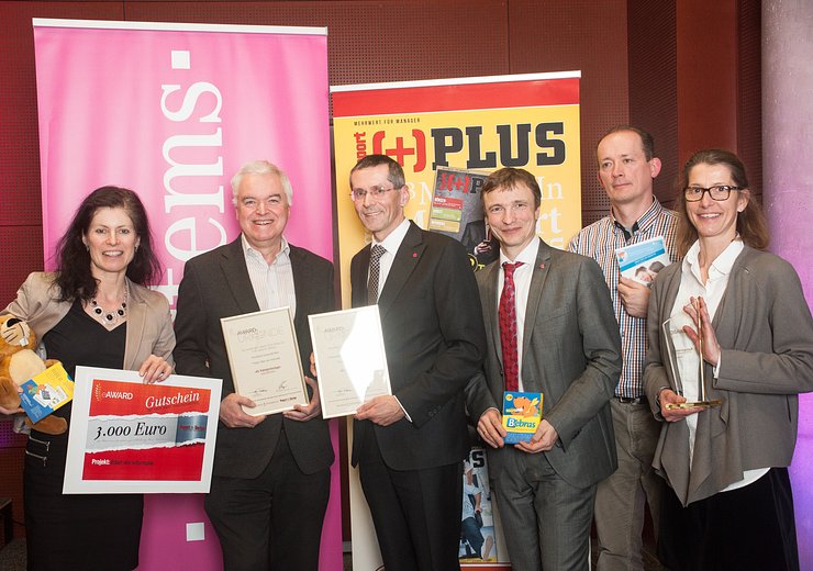 Preisverleihung, Christine Wahlmüller-Schiller/OCG, Univ.-Prof. Gerald Futschek/TU Wien, OCG Präsident Wilfried Seyruck, OCG Generalsekretär Ronald Bieber, Wilfried Baumann, Elisabeth Maier-Gabriel, beide OCG