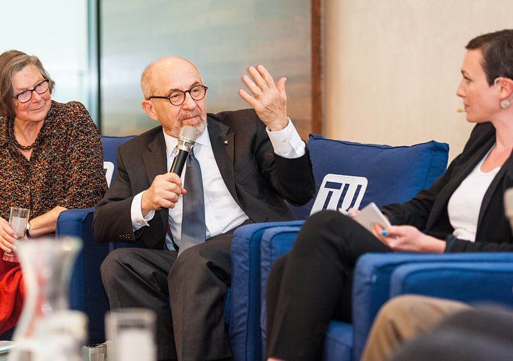 C. Floyd, H. Fuchs, M. Childs — Picture: Jan Gott