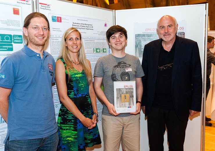 Preisträger Dominik Bauer mit seinen DiplomarbeitsbetreuerInnen Katharina Krösl und Michael Wimmer sowie Dekan Hannes Werthner — Picture: Jan Gott / TU Wien