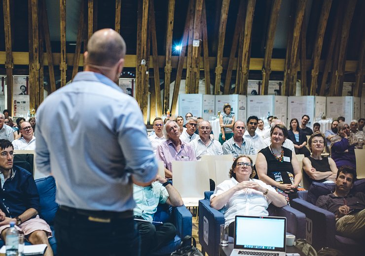 Markus Schütz presents his thesis, which won him the Distinguished Young Alumn Award at the 28th Epilog. — Picture: Amélie Chapalain / TU Wien Informatics