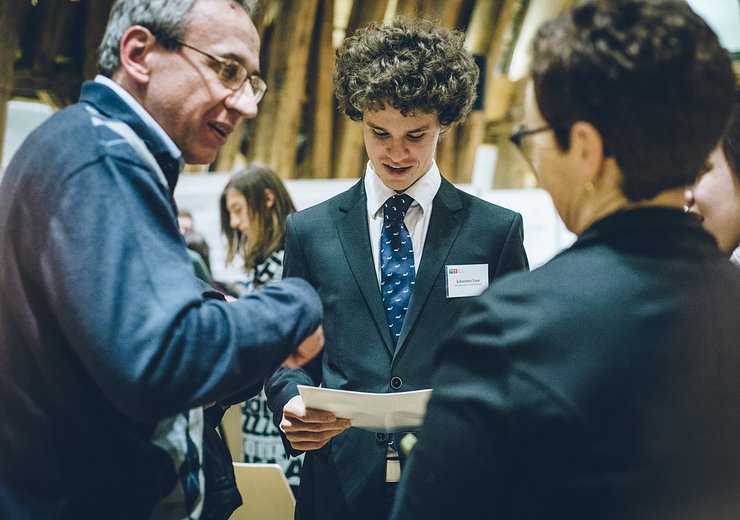 Ulrich at the 28th Epilog with the first graduates of our excellence program Bachelor with Honors which he initiated.