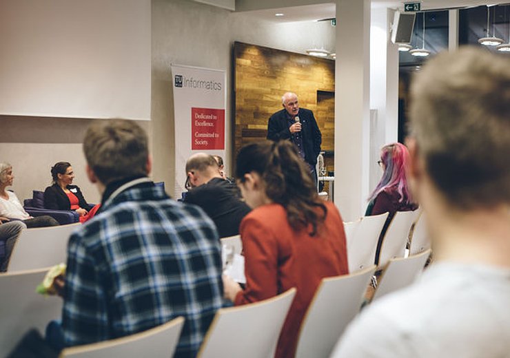 Hannes Werthner addresses the audience. — Picture: Amélie Chapalain / TU Wien Informatics