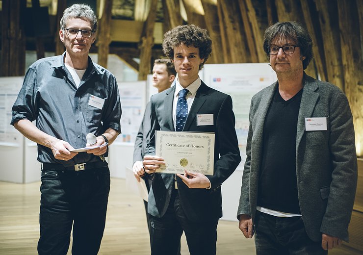 Johannes, Bachelor with Honors of the first hour, is now working as Software Engineer and Data Scientist.