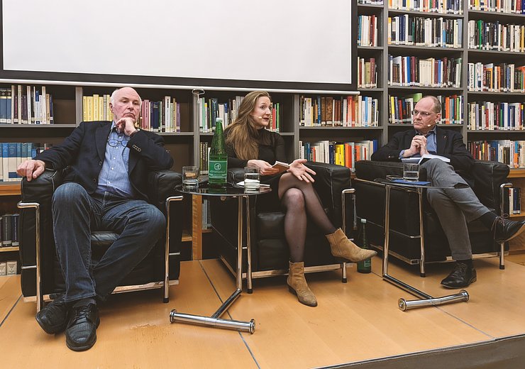 Hannes Werthner, Nena Močnik, and Ludger Hagedorn (fltr). — Picture: Theresa Aichinger-Fankhauser / TU Wien Informatics