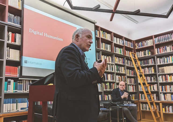 Hannes Werthner, former Dean of TU Wien Informatics and DIGHUM initiator — Picture: Theresa Aichinger-Fankhauser / TU Wien Informatics