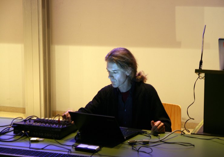 epilog WS 2009, Gastvortrag: Informatik Komponiert! Thomas Gorbach, the electroacoustic project