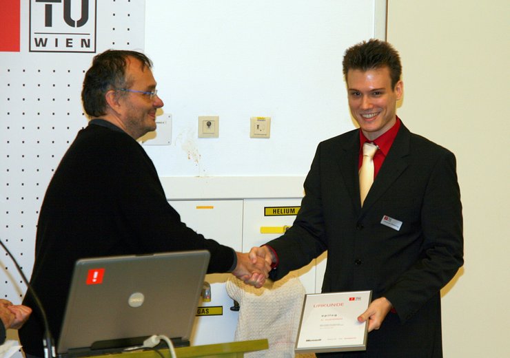 epilog WS 2009, Preisübergabe an A. Kusternig