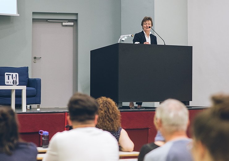 Dean Gerti Kappel. — Picture: Amélie Chapalain / TU Wien Informatics