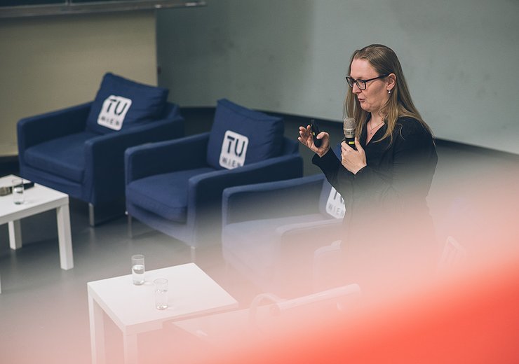 Katja Hose. — Picture: Amélie Chapalain / TU Wien Informatics