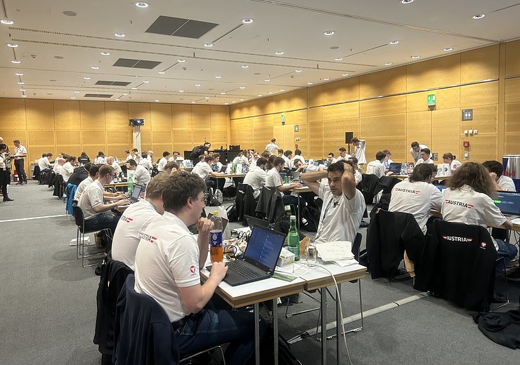 Cracking the CTFs is hard work! — Picture: TU Wien Informatics