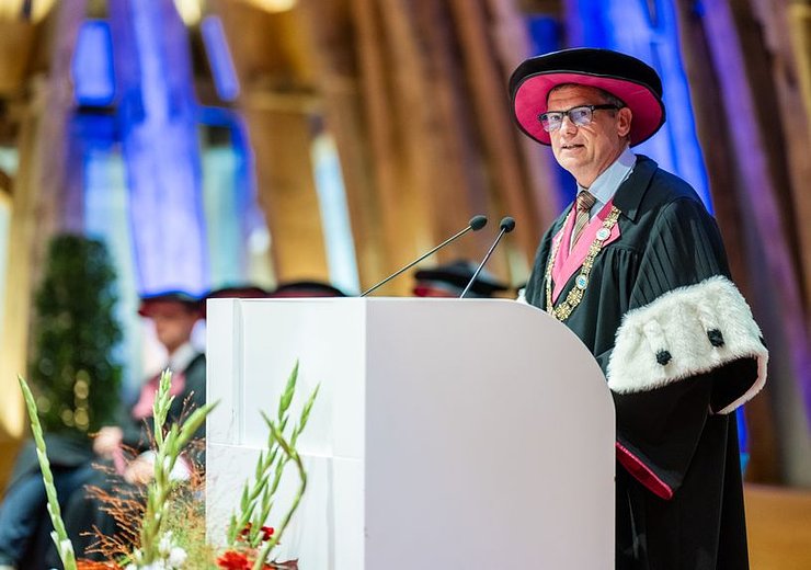 Rector Jens Schneider giving his welcome address — Picture: Klaus Ranger