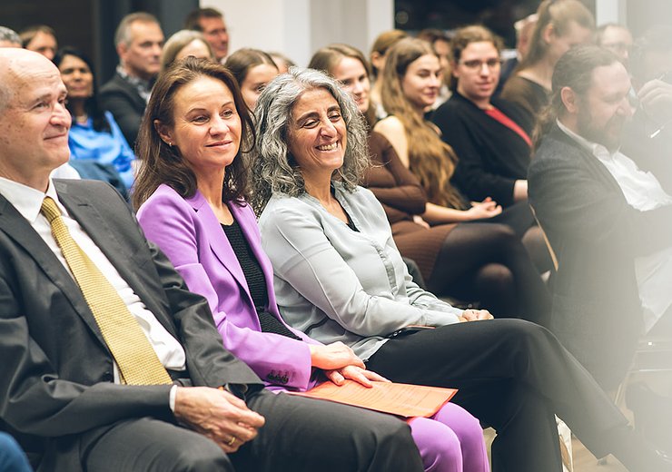Siemens AG Österreich CEO Patricia Neumann and Dean of Academic Affairs Hilda Tellioglu — Picture: Amélie Chapalain / TU Wien Informatics