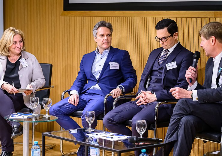 Panel Discussion with moderator Maria Kletecka-Pulker, Clemens Heitzinger, Giovanni Rubeis, Julian Hadschieff, and Oliver Klimberger — Picture: MedUni Wien / Marko Kovic