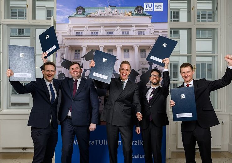 All Sub Auspiciis recipients fLtR: Thomas Weingartshofer, Florian Kühteubl, Marcel Moosbrugger, Patrick Kappl und Paul Stampfer — Picture: Klaus Ranger