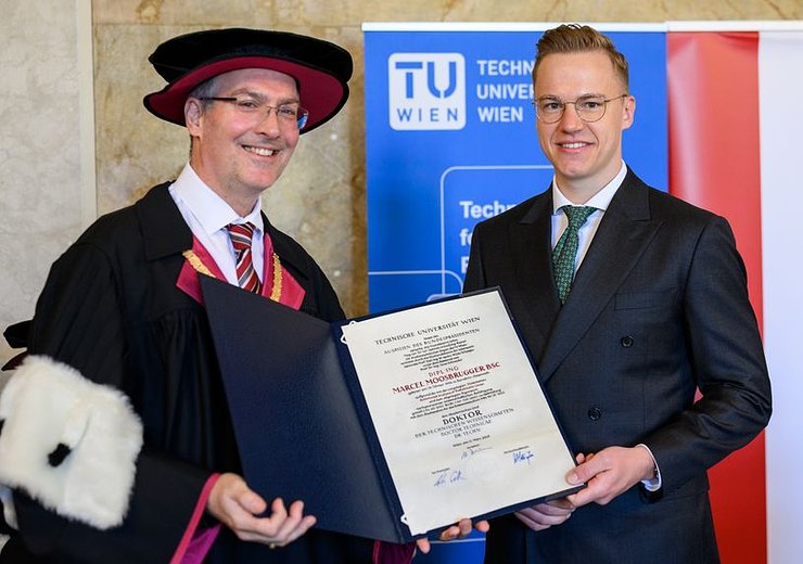 Vice-Rector for Research, Innovation, and International Affairs Peter Ertl &amp; Marcel Moosbrugger — Picture: Klaus Ranger