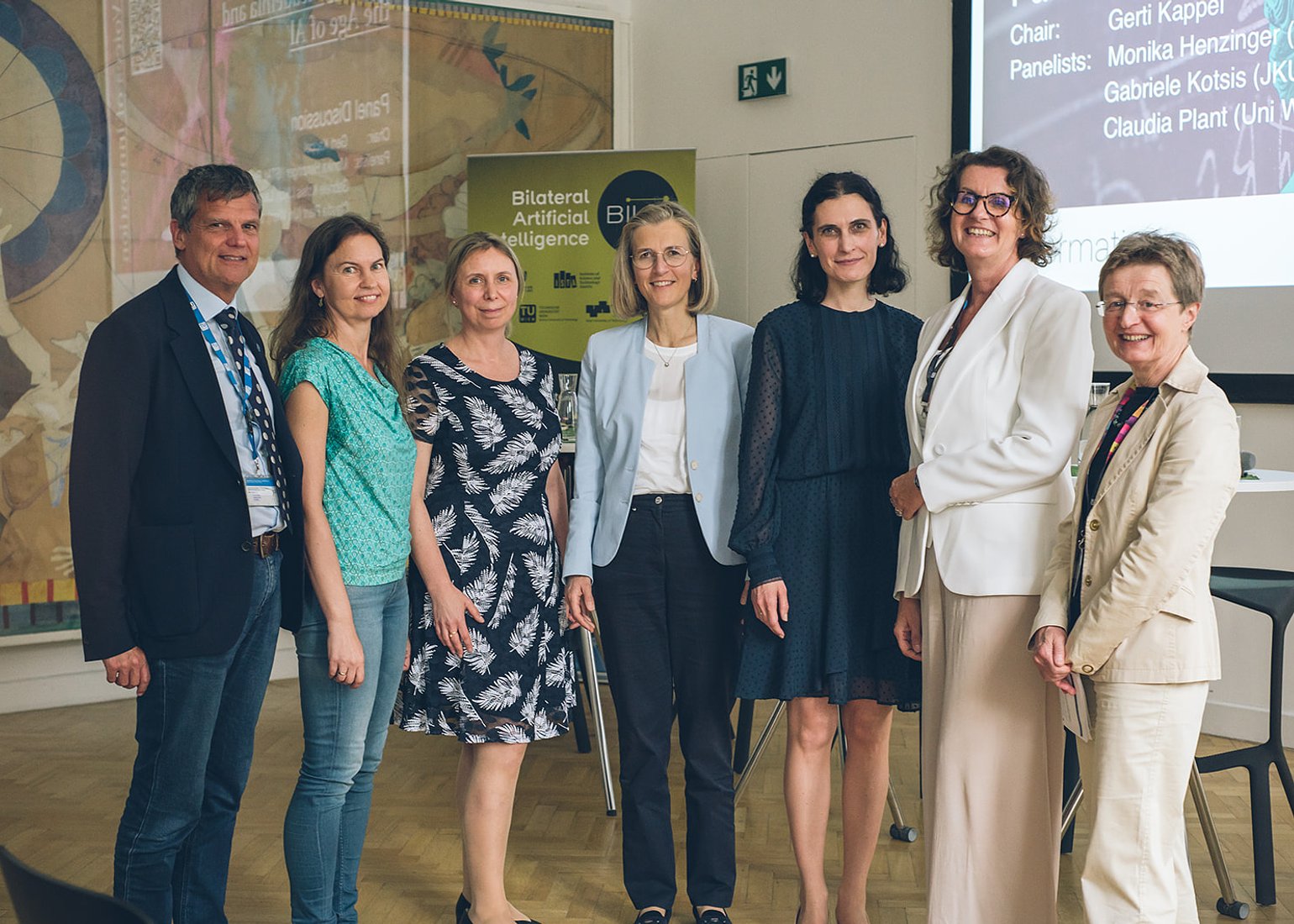 fLtR: Rector Jens Schneider, Claudia Plant, Marta Sabou, Monika Henzinger, Laura Kovács, Gabriele Kotsis, and Dean Gerti Kappel