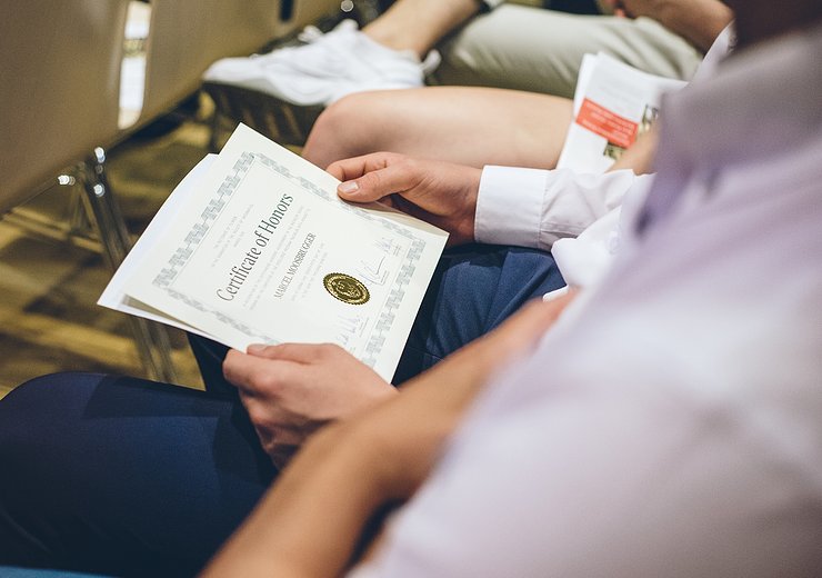 Bachelors with Honors Certificate