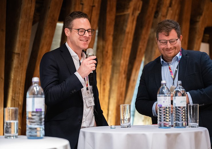 Bernhard Hohenegger and moderator of the panel Lukas Bürstmayr — Picture: Markus Hollo / TU Wien Informatics