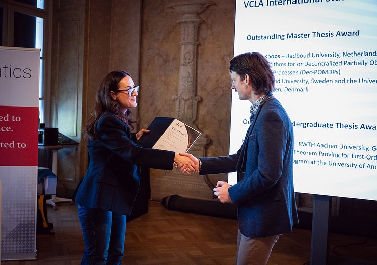 Shqiponja Ahmetaj and VCLA international student award winner Witzke Koops — Picture: Markus Hollo / TU Wien Informatics