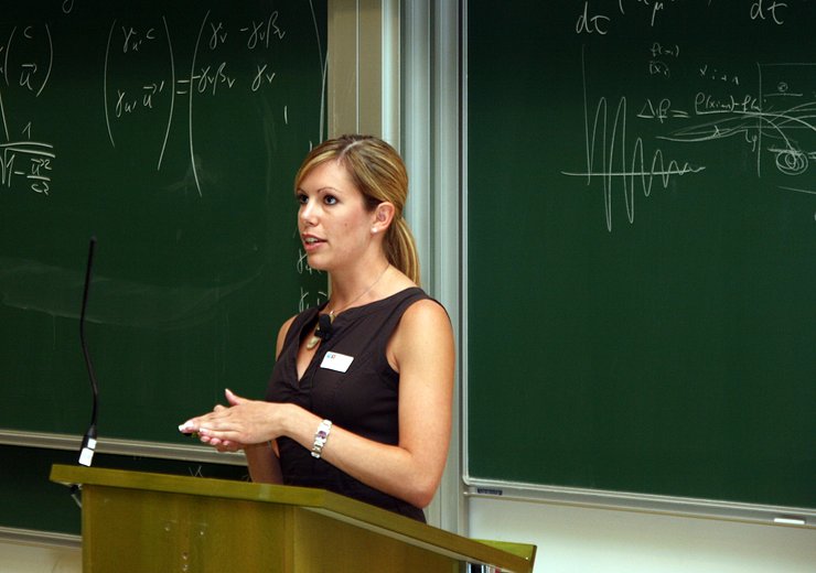 Eva Dittrich, mit dem Vortrag: Automatic Segmentation of Retinal Vessels and Measurement of Doppler Flow Velocity in Optical Coherence Tomography Data