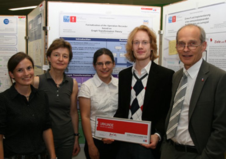 Distinguished Young Alumnus, v.l.n.r.: P. Brosch, G. Kappel, M. Seidl, S. Gabmeyer und G. Steinhardt.