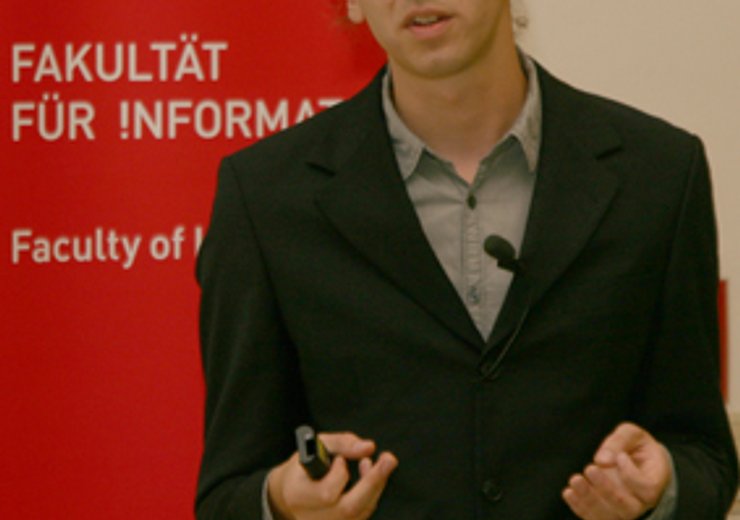 F. Hollaus präsentiert seine Diplomarbeit "Automated Inpainting of Unknown Palimpsest Regions".