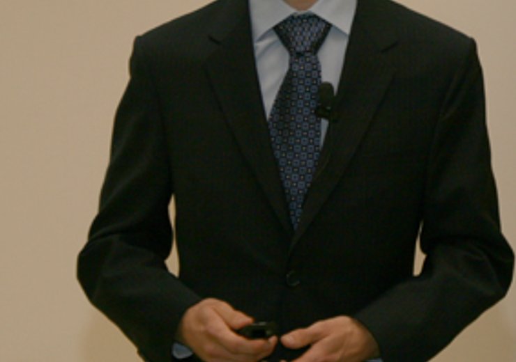 Der Gewinner des "Distinguished Young Alumnus"-Award A. Hubmer über "New Representations of Uncertain Databases for Efficient Updates".