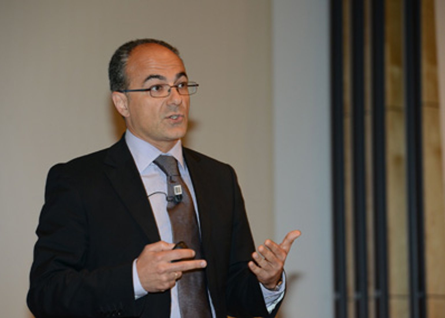Schahram Dustdar während seiner Keynote bei der Automation 2013 in Baden-Baden.