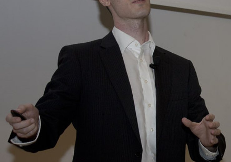 Robert Bill präsentiert "Benutzerfreundliche Verifikation von Softwaremodellen ... oder: warum der Verteiler nicht abbrennt". — Picture: TU Wien Informatics