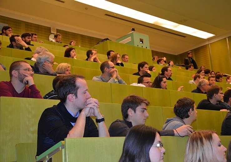 Das Publikum folgt interessiert den Vorträgen. — Picture: TU Wien Informatics