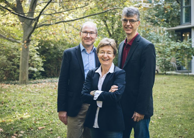 Dean Gerti Kappel, and faculty representatives Allan Hanbury and Peter Puschner