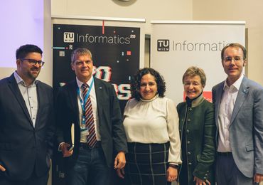 fLtR Dominique Schröder, Rector Jens Schneider, Magdalena Ortiz, Dean Gerti Kappel, Emanuel Sallinger — Picture: Amélie Chapalain / TU Wien Informatics